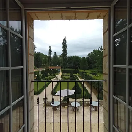 Domaine De La Barde Guest And Suites. Le Bugue