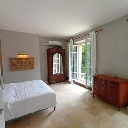 Couette-café Domaine De La Barde Guest And Suites. Le Bugue