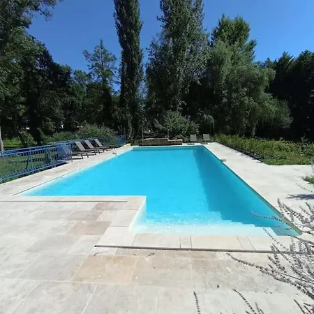 Domaine De La Barde Guest And Suites. *
