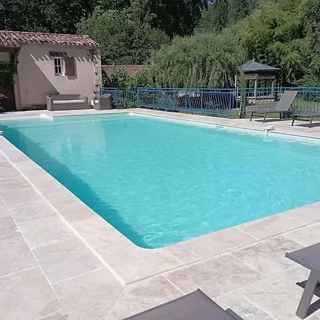 Domaine De La Barde Guest And Suites. 4* Le Bugue