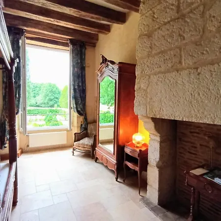 Domaine De La Barde Guest And Suites. Couette-café