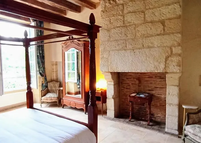 Domaine De La Barde Guest And Suites. Le Bugue